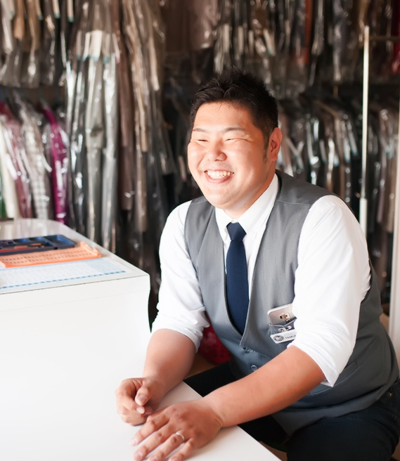 豊中市宅配クリーニングの田村クリーニング営業部長